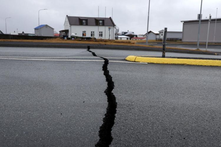 As Iceland braces for a potential volcanic eruption, what is likely to happen and what are the risks?