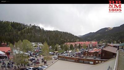 3 people killed and 5 wounded in shooting at motorcycle rally in Red River, New Mexico