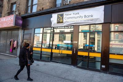 Customers are pulling their cash from NYCB, but it’s no bank run