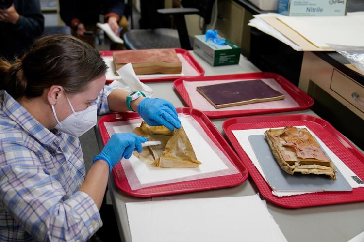 1865 newspaper clipping, Bible removed from second time capsule found at former site of Robert E. Lee statue
