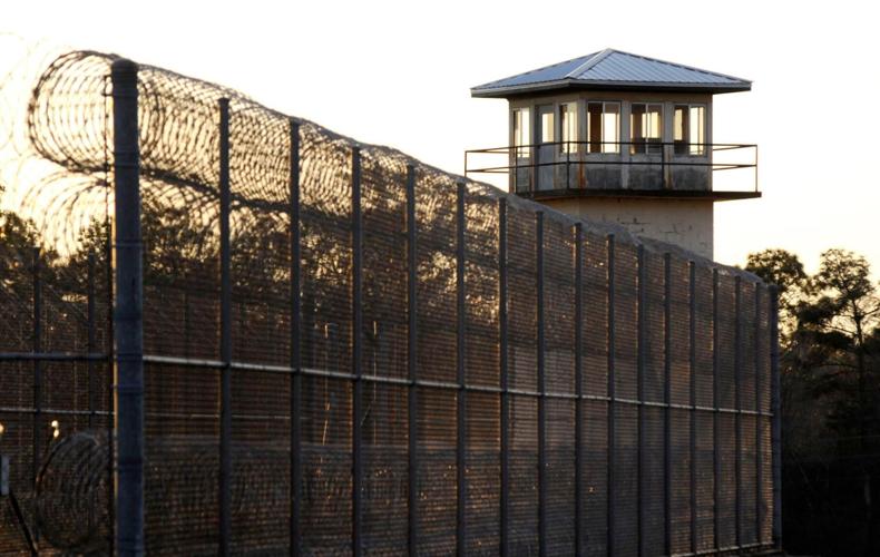 Alabama plans the first nitrogen gas execution this week in largely secret process experts say raises concerns about cruelty
