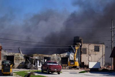 Hundreds still waiting for OK to go home after Indiana recycling plant fire. Officials set to evaluate the evacuation order today