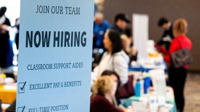 US job openings edged higher in February as layoffs returned to pre-pandemic levels