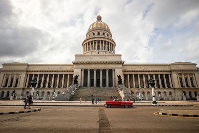 US gives Cuban private business owners access to US online payment systems
