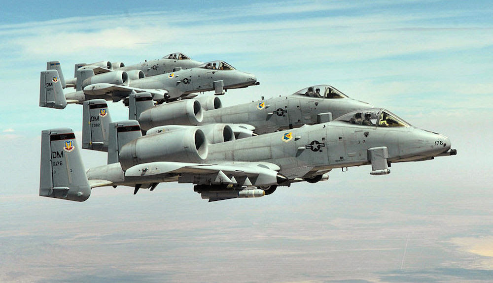 Bowe to bang drum, A-10s to perform flyover for Chiefs home-opener