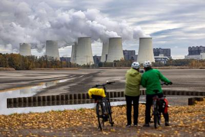 Air pollution from coal-fired plants is much more deadly than originally thought, study finds