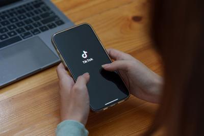 Montana lawmakers vote to completely ban TikTok in the state