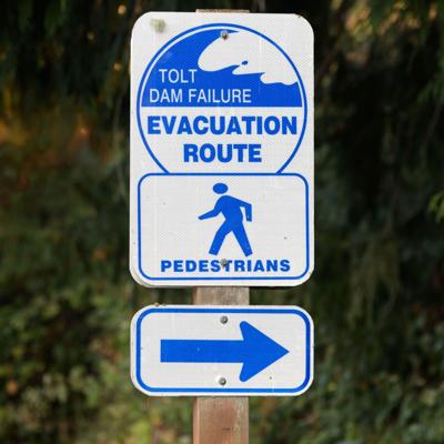 Small town near Seattle declares state of emergency over false alarms from dam warning system