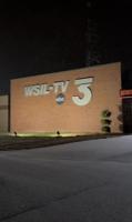 Snow and freezing rain begin at the WSIL station