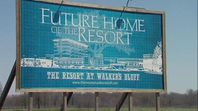 Walkers Bluff resort sign
