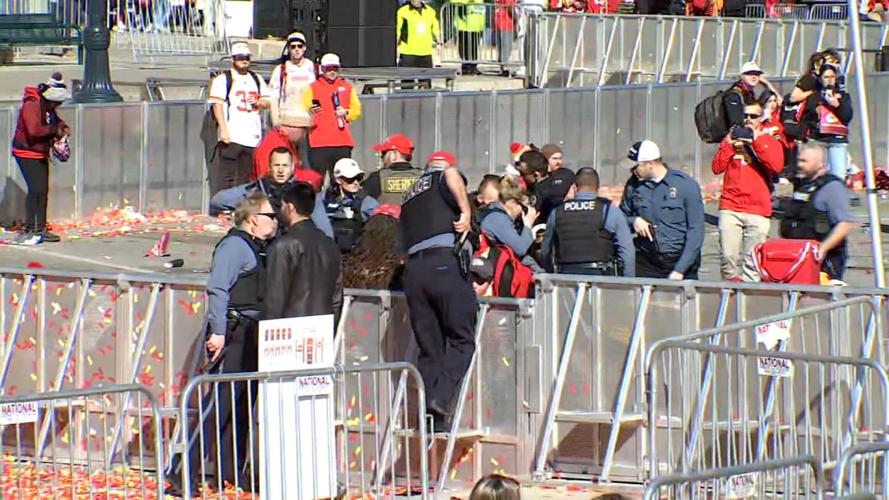 1 dead, more than 20 injured in shooting following Chiefs celebration rally, police chief says