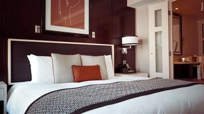 Hotel room prices