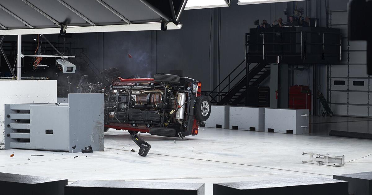Jeep Wrangler tips over again in IIHS crash test | Consumer Watch
