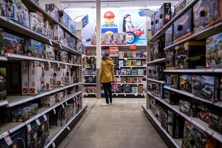 toy shopping