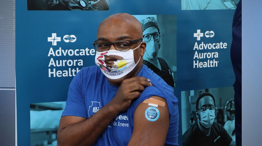 Raoul receives vaccine