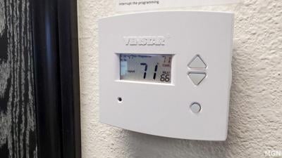 Thermostat, air conditioning, heat