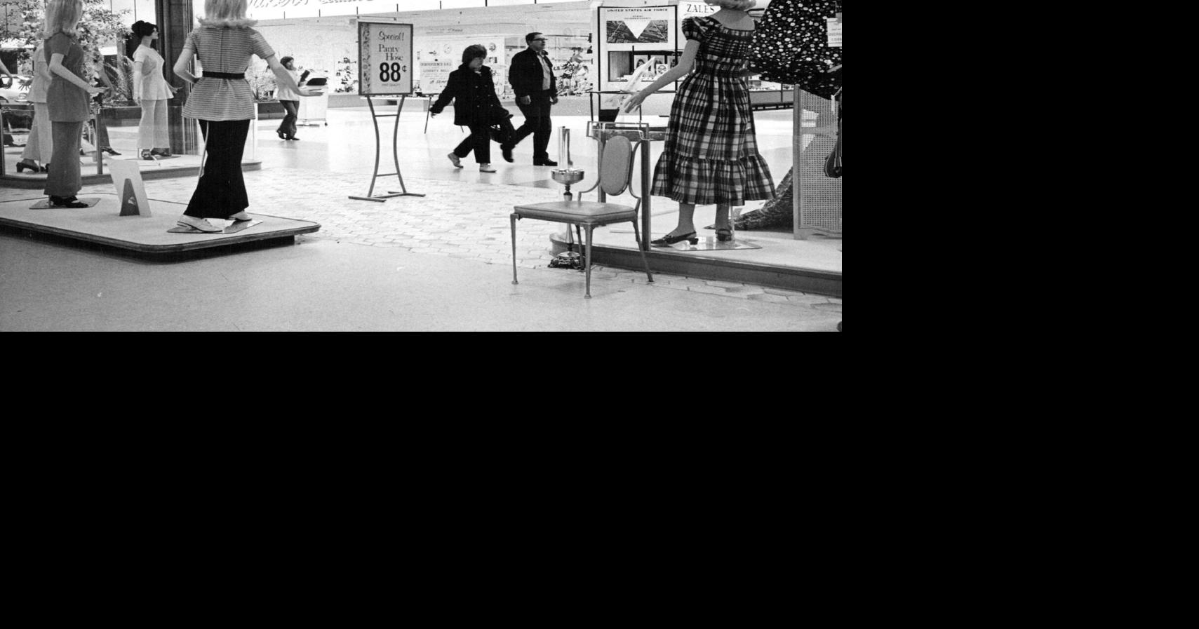 The sneaky, smart reasons malls have no windows Consumer Watch