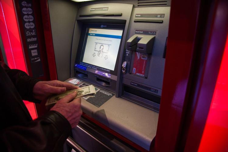 US banks hit by deposit delays