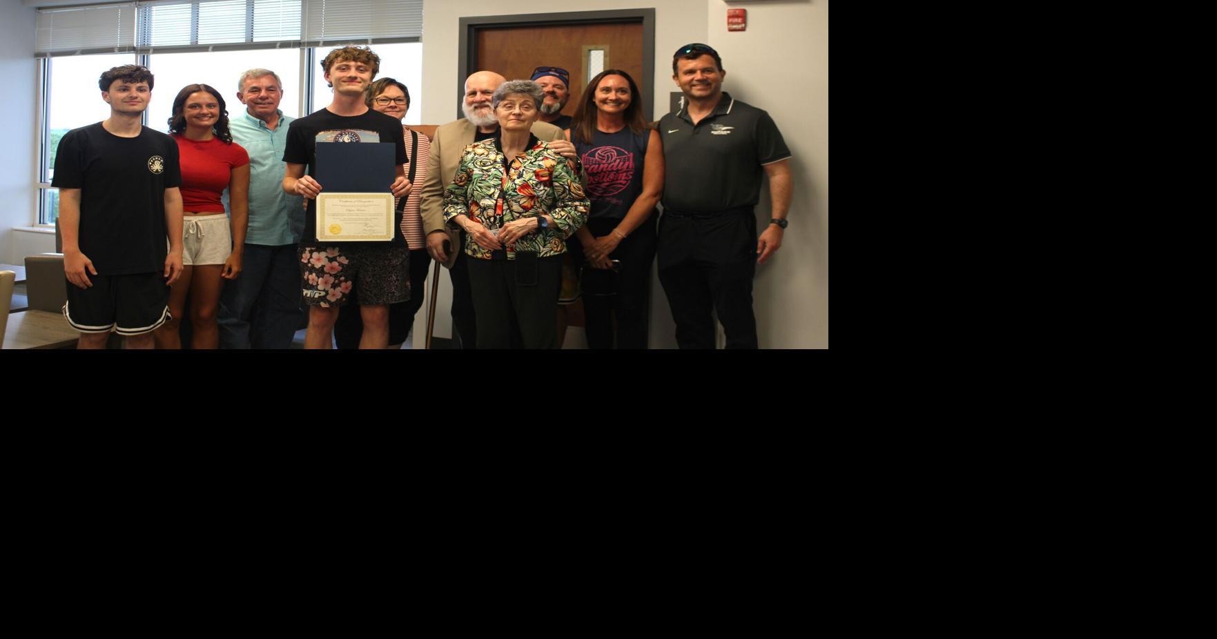 Yorkville honors resident who helped put out garage fire