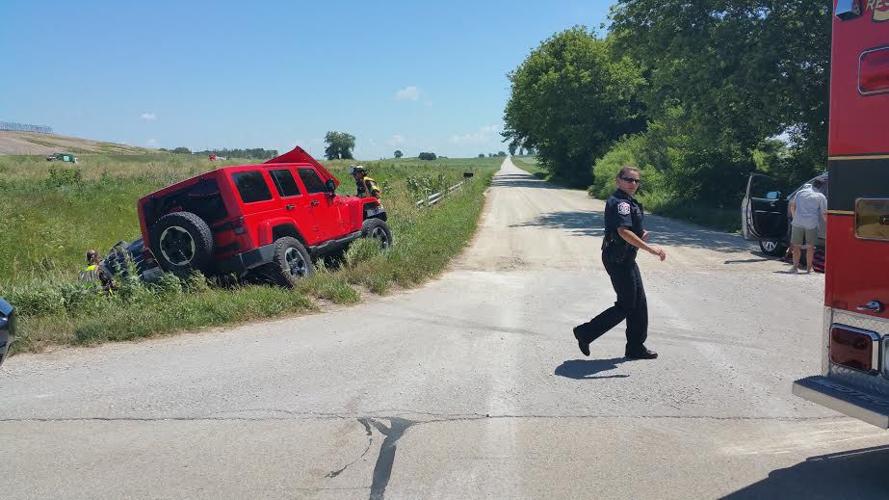 DeKalb County Sheriff's Deputies Investigating TwoVehicle Accident