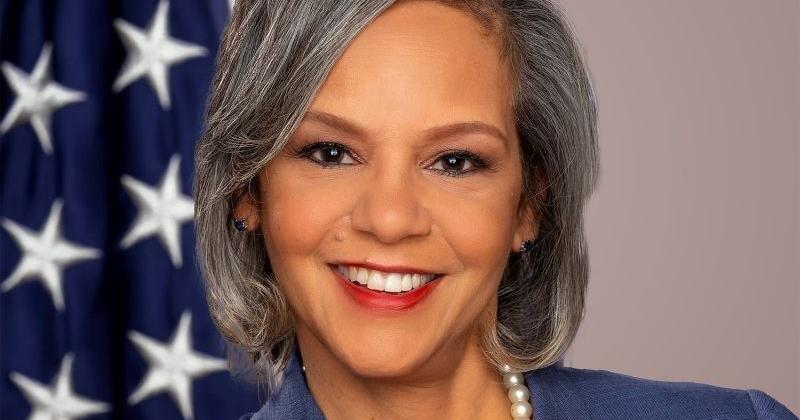 Kelly leans on political experience in Senate race, cites need for immigration and education reform Rick Koshko Oct 21, 2025 Oct 21, 2025 Updated 1 hr ago