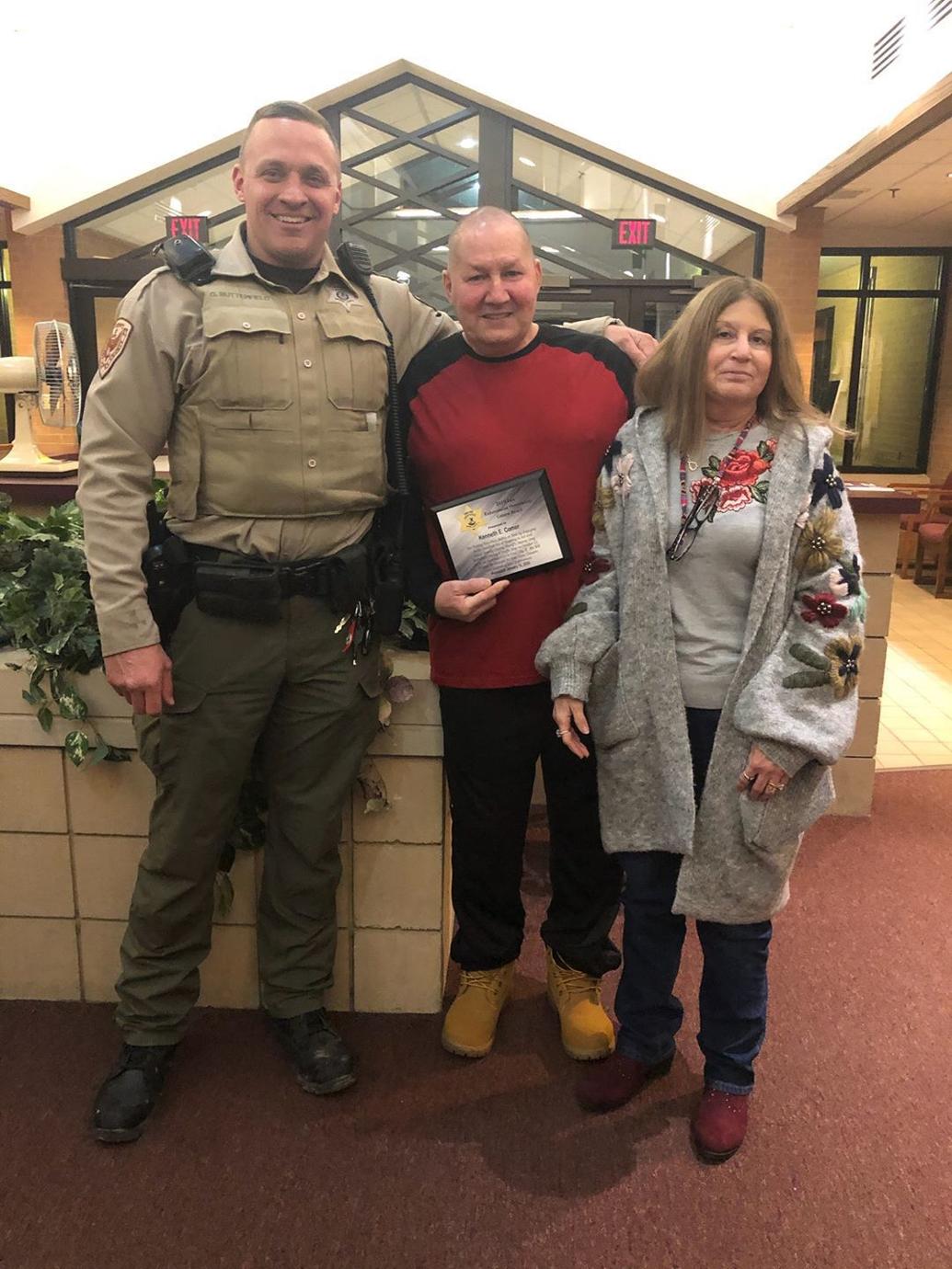 Two Residents Receive Awards For Assisting Grundy Sheriff's Office