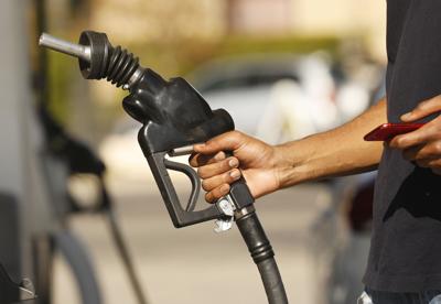 $4 gas could be here by Memorial Day, GasBuddy predicts
