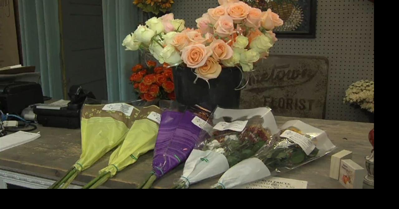 Terre Haute flower shop uses roses to "Petal it Forward" News