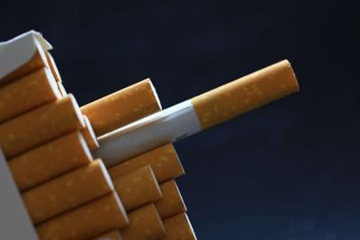 cigarette pics 8 immediate changes in body after a single puff of cigarette