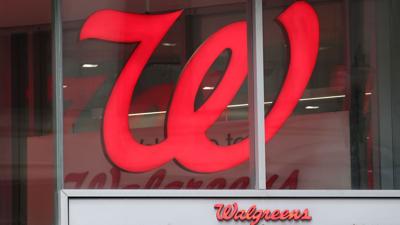 Walgreens unveils Chicago store with only two aisles and most products kept  out of sight | News | wthitv.com