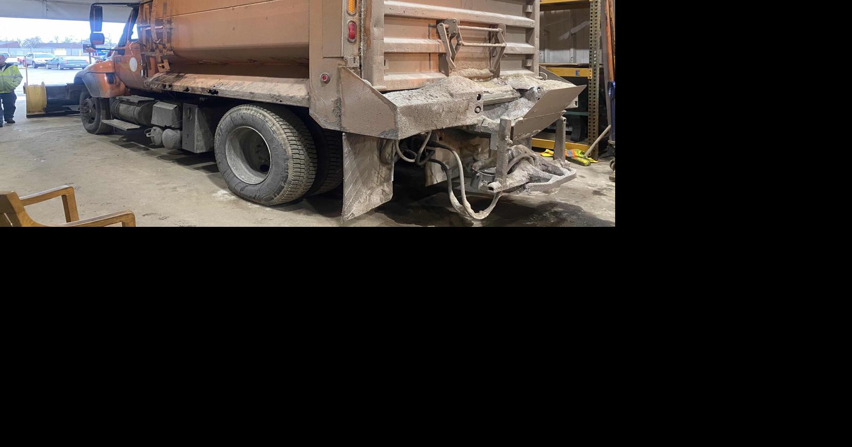 Vigo County's Commissioners thank the Highway Dept. for working