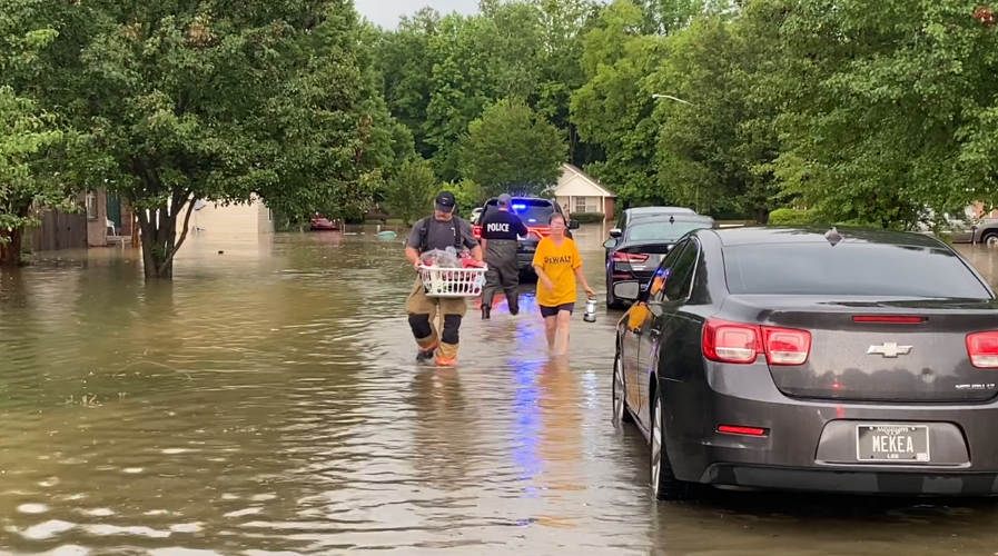 Saltillo subdivision dealing with flooding once again, displacing