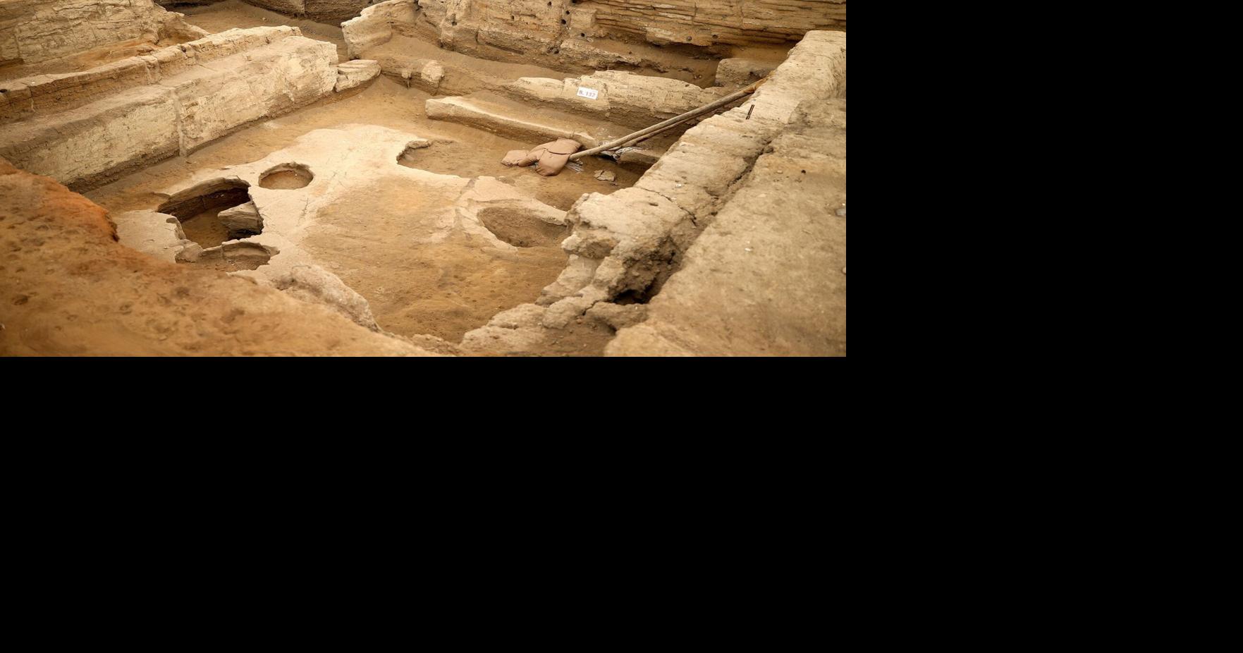 ‘World’s oldest bread,’ dating back 8,600 years, discovered in Turkey