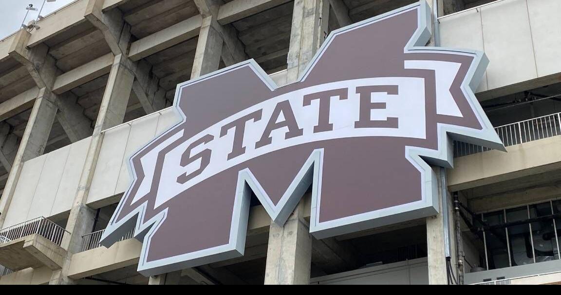 Manning leads No. 1 Texas over Mississippi State as Longhorns earn