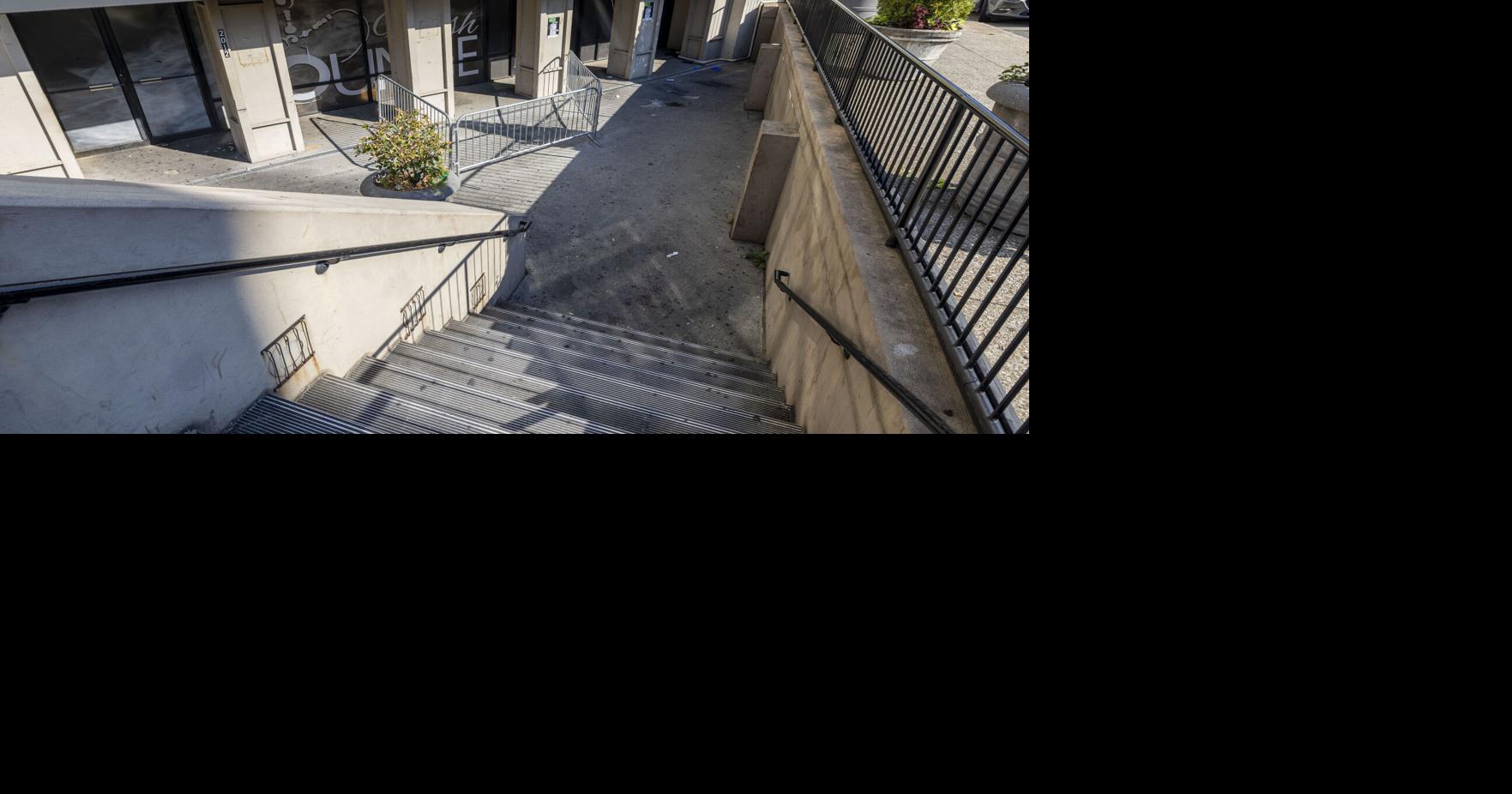 Mass shooting kills 4 and wounds 17 in nightlife district in Birmingham