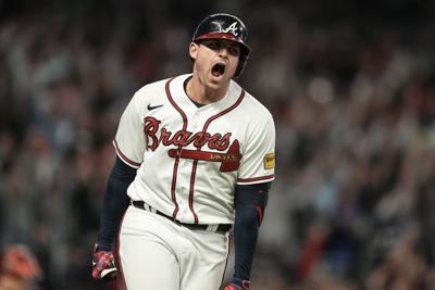 Braves rally for 5-4 win over Phillies on d'Arnaud, Riley homers