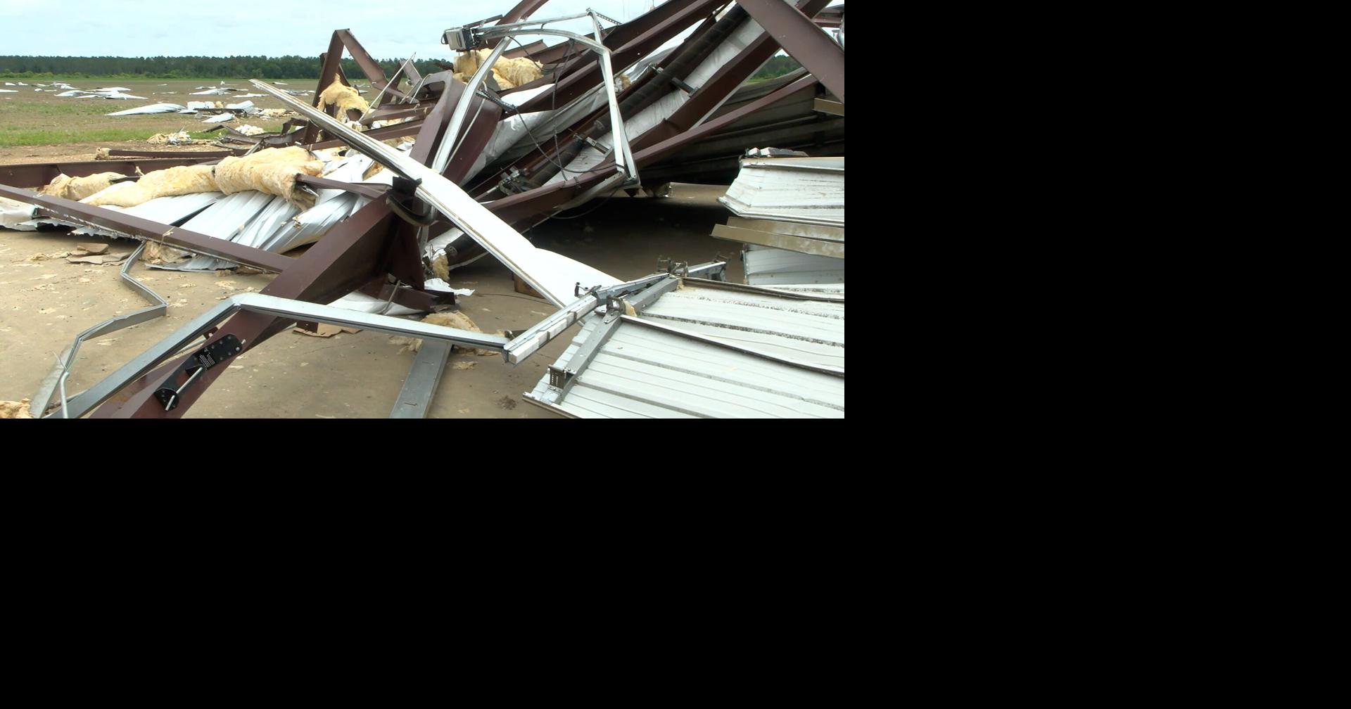 National Weather Service says EF-1 tornado touched down in Chickasaw County during weekend storms
