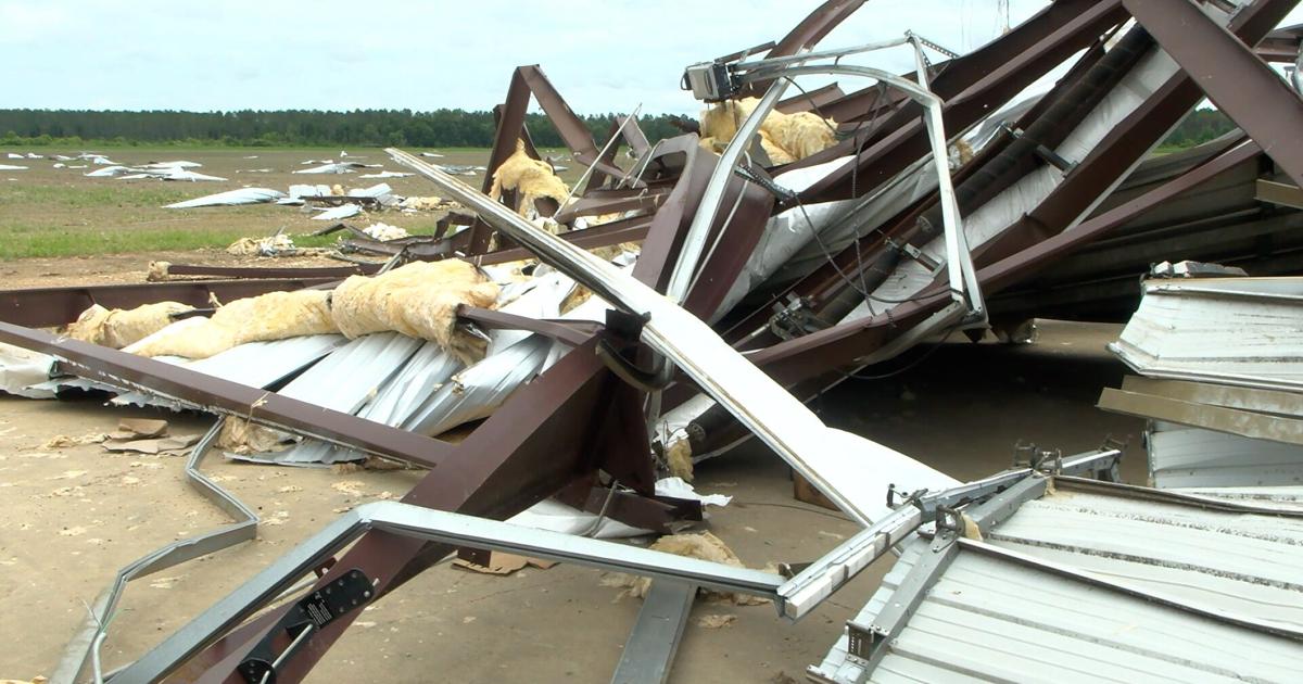 National Weather Service says EF-1 tornado touched down in Chickasaw County during weekend storms