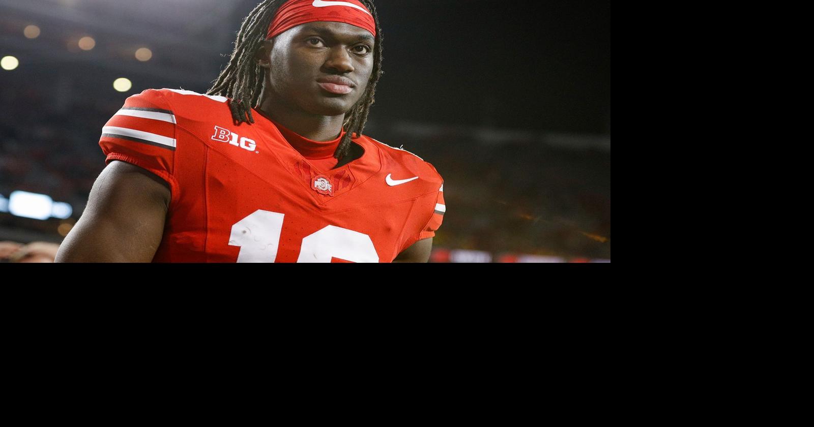 Heisman Trophy finalists are 3 quarterbacks and a wide receiver