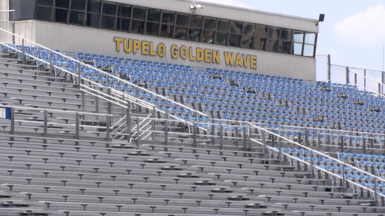 Tupelo High School football stadium, Golden Wave