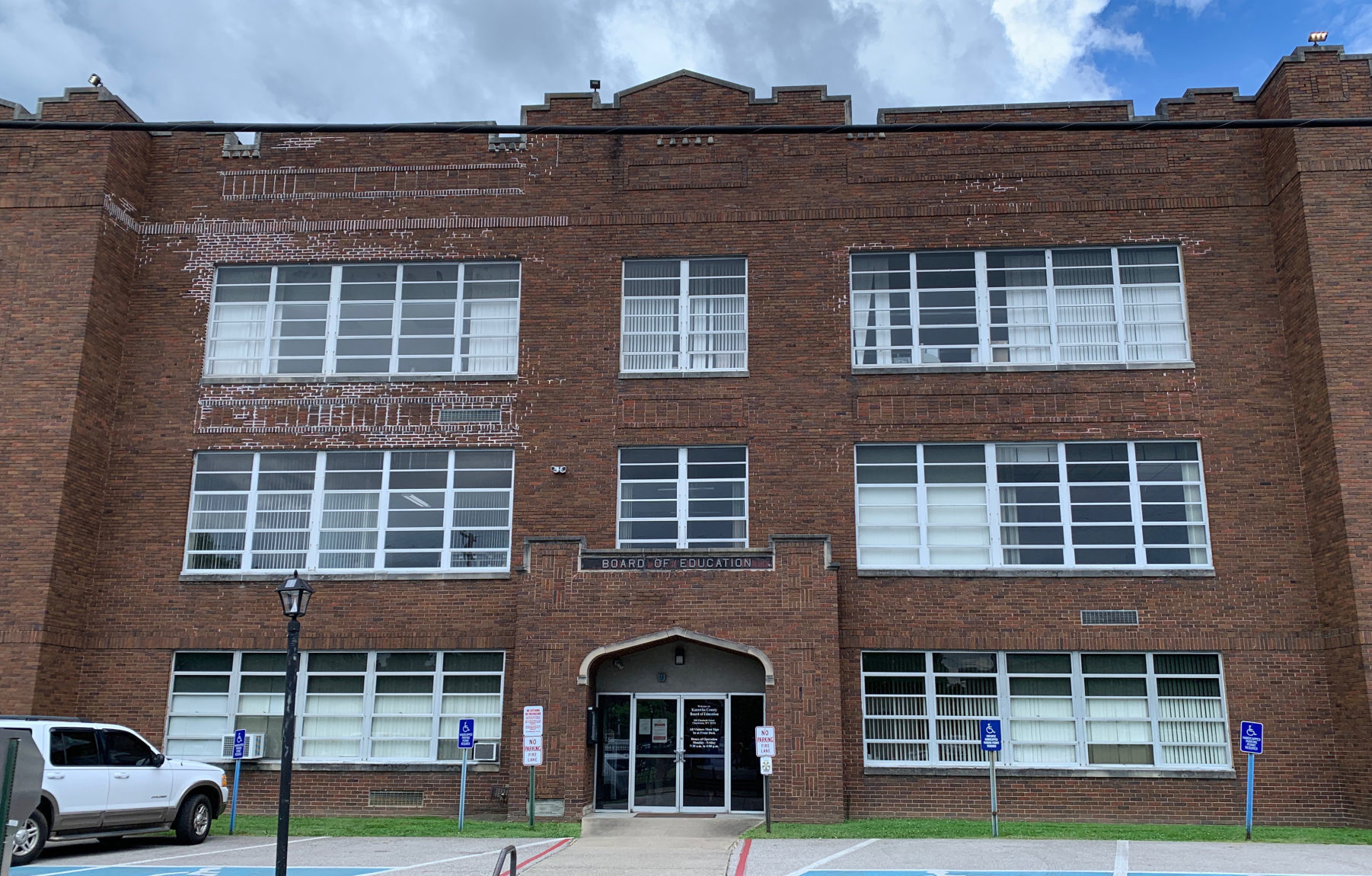 Kanawha starts next school year on Aug. 9 - Vimarsana News