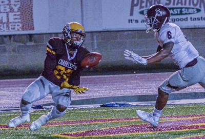 Mec Football Uc Shuts Down Concord 41 14 Mec Sports