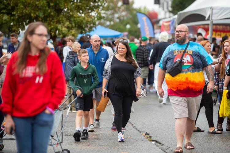 ChiliFest heats up dreary day downtown Huntington News