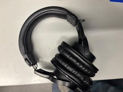 HEADPHONES.jpg