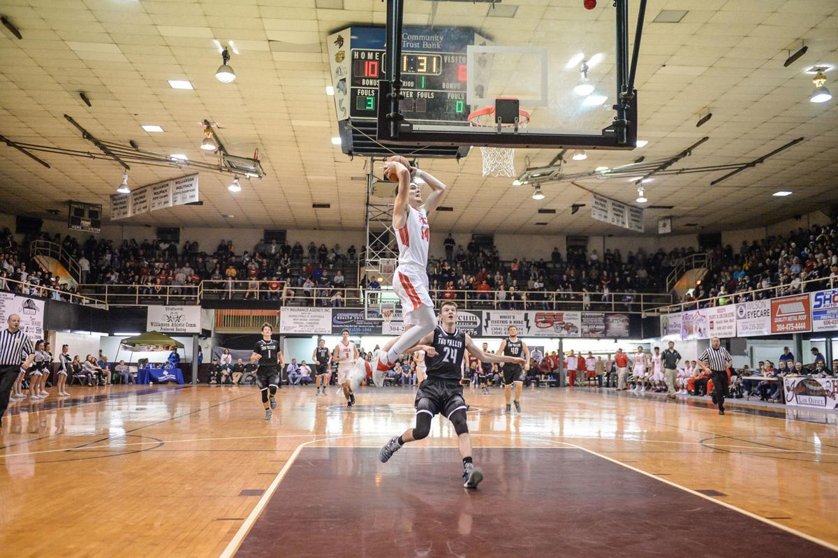 Former Poca Basketball Star Luke Frampton Leaving Davidson