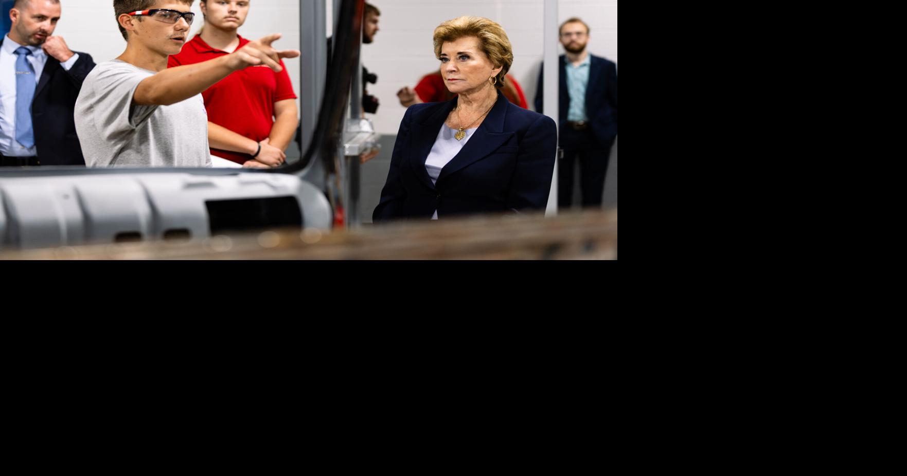 US Secretary of Education Linda McMahon visits Woody Williams Center