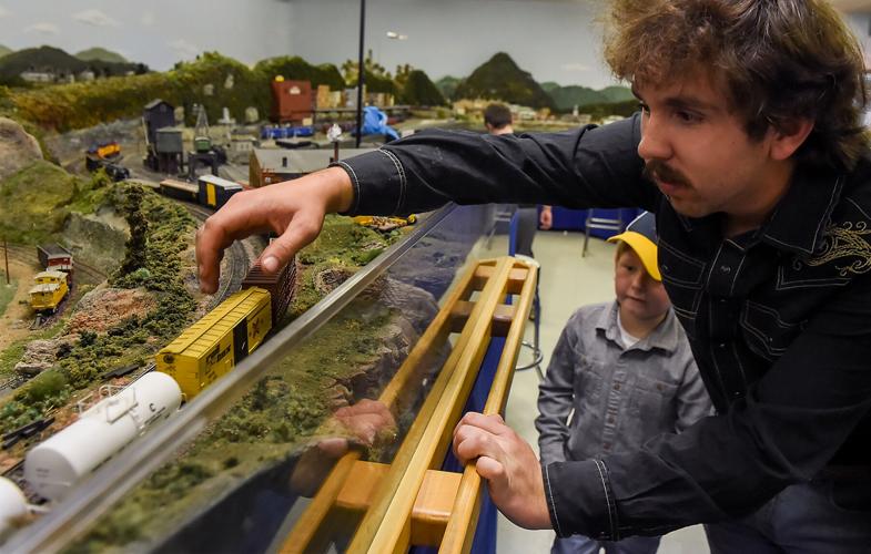 model trains2