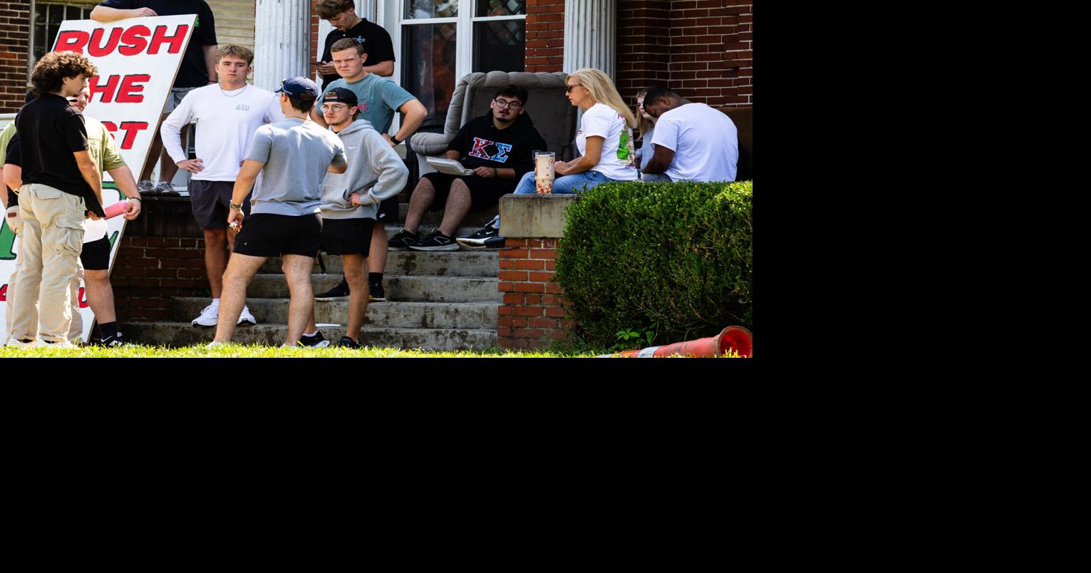Marshall students displaced after city condemns houses on Fifth Avenue in Huntington
