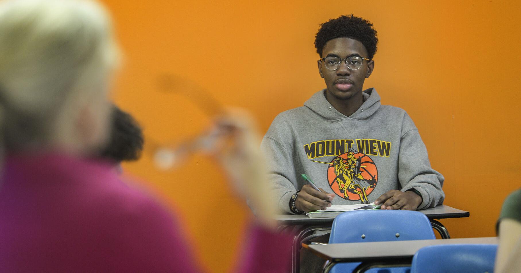 Donors help Mount View's Jawuan Jackson attend academy | Education - Vimarsana News