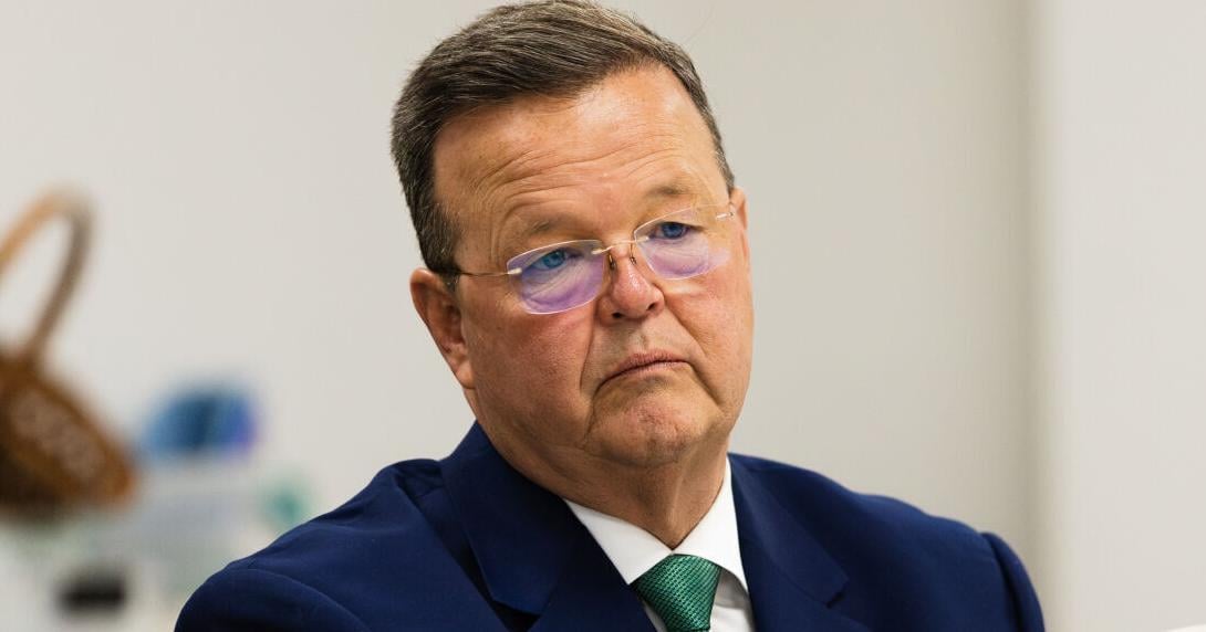 „Na los!“: Trumps Justizministerium verklagt Warner wegen der Weigerung ...